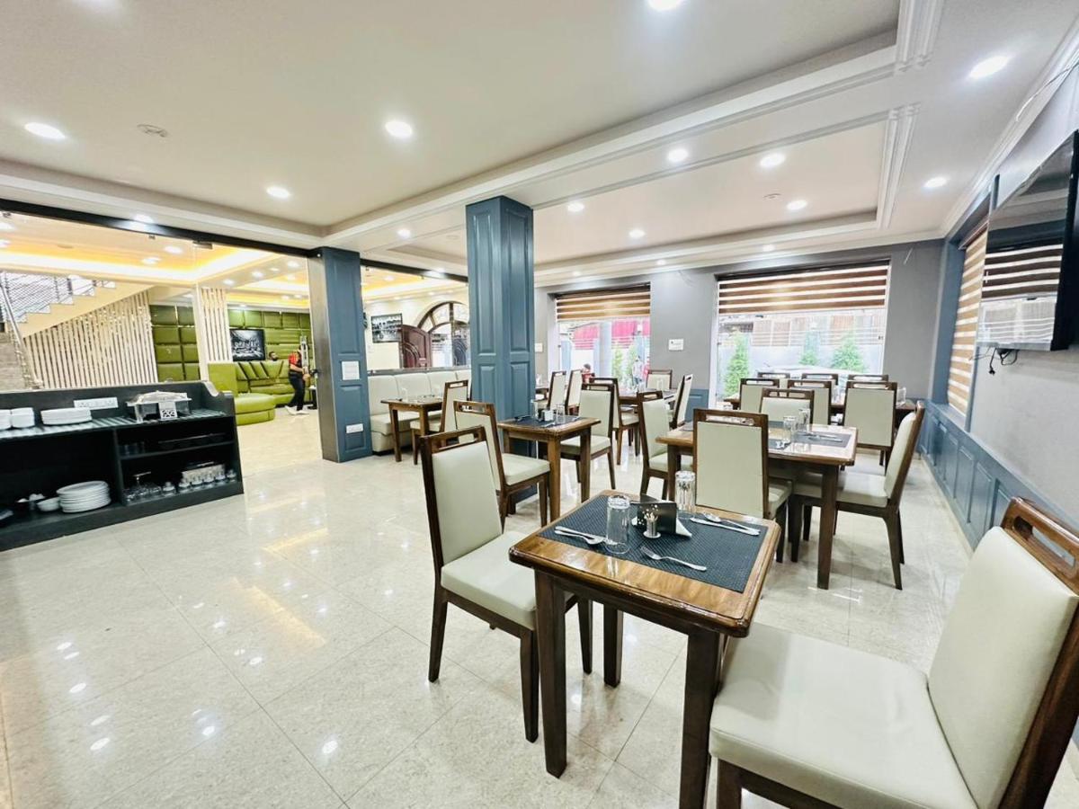 Srinagar Group Of Hotels المظهر الخارجي الصورة