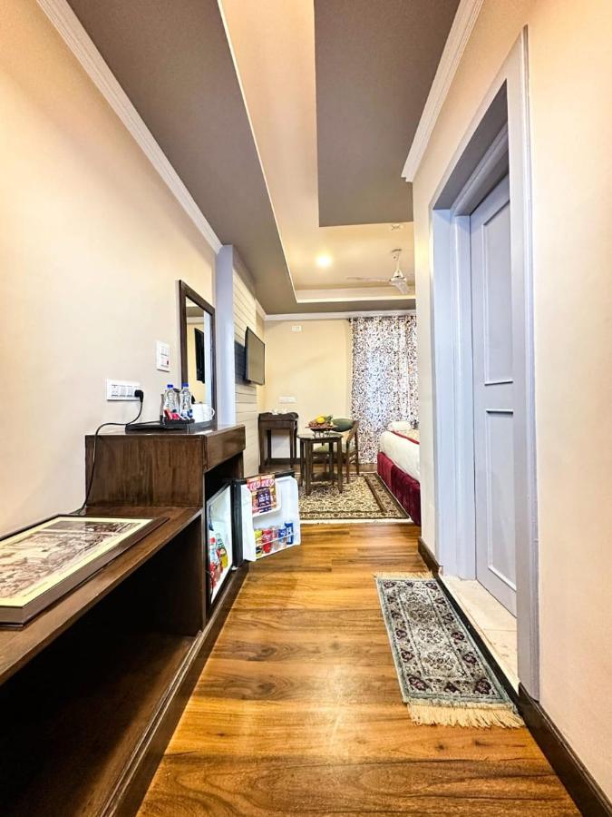 Srinagar Group Of Hotels المظهر الخارجي الصورة