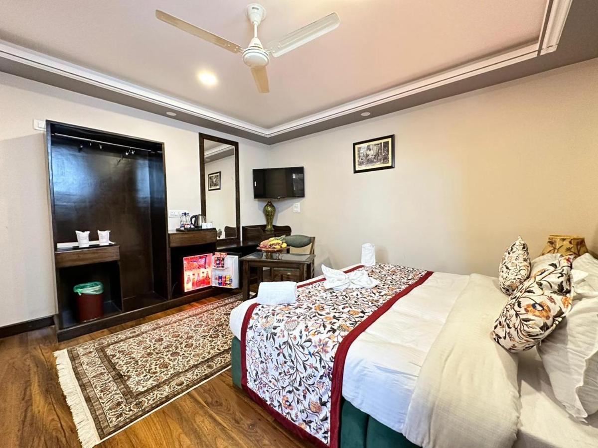Srinagar Group Of Hotels المظهر الخارجي الصورة