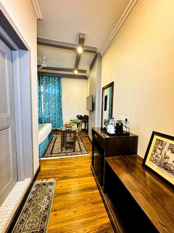 Srinagar Group Of Hotels المظهر الخارجي الصورة